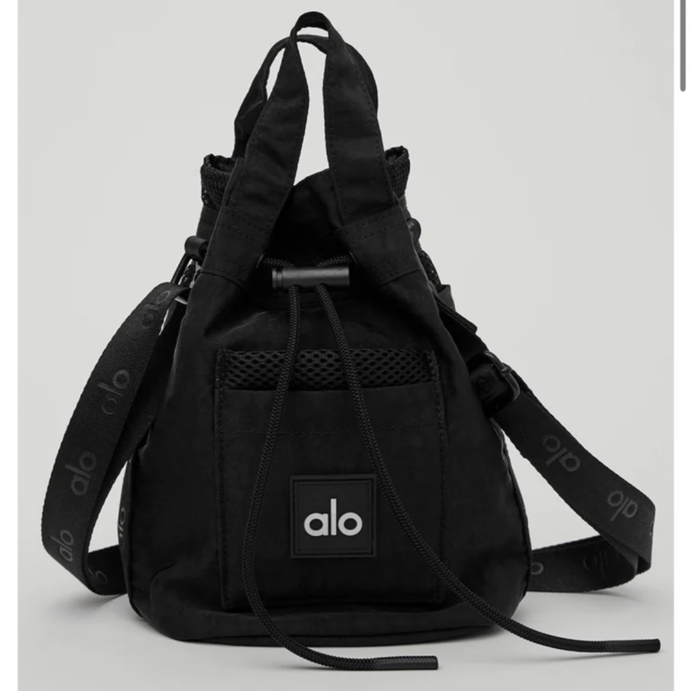 Alo Black crossbody bucket bag